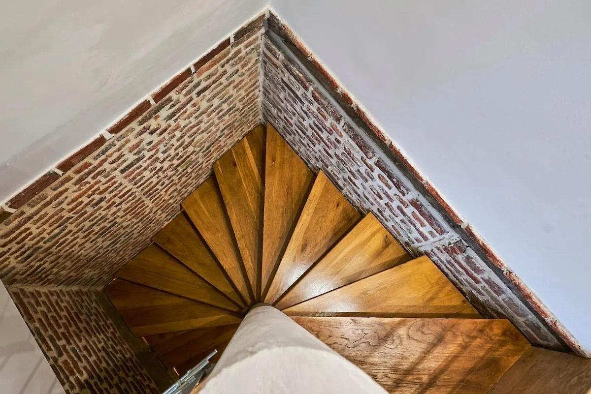 Apartment Duplex Rue Royale, Rooftop, Balneo Spa Lille France
