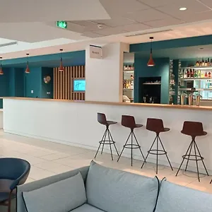 Express Centre By Ihg Lila